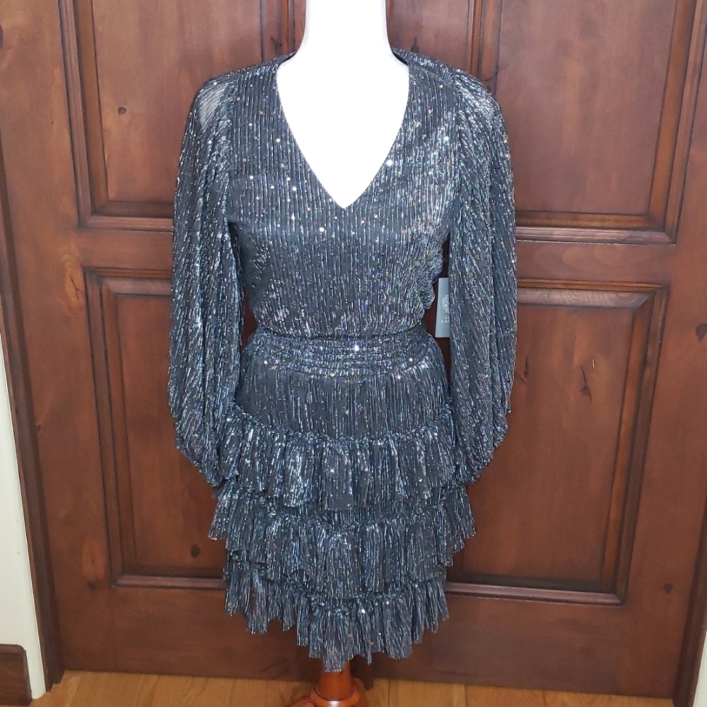 NWT VINCE CAMUTO SPARKLE DOT TIERED DRESS SIZE XS